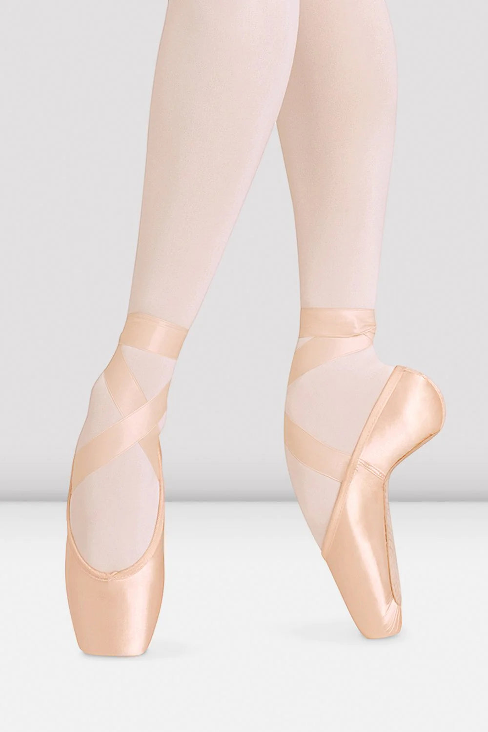 Pointe Shoes – Silhouette Dance Shop